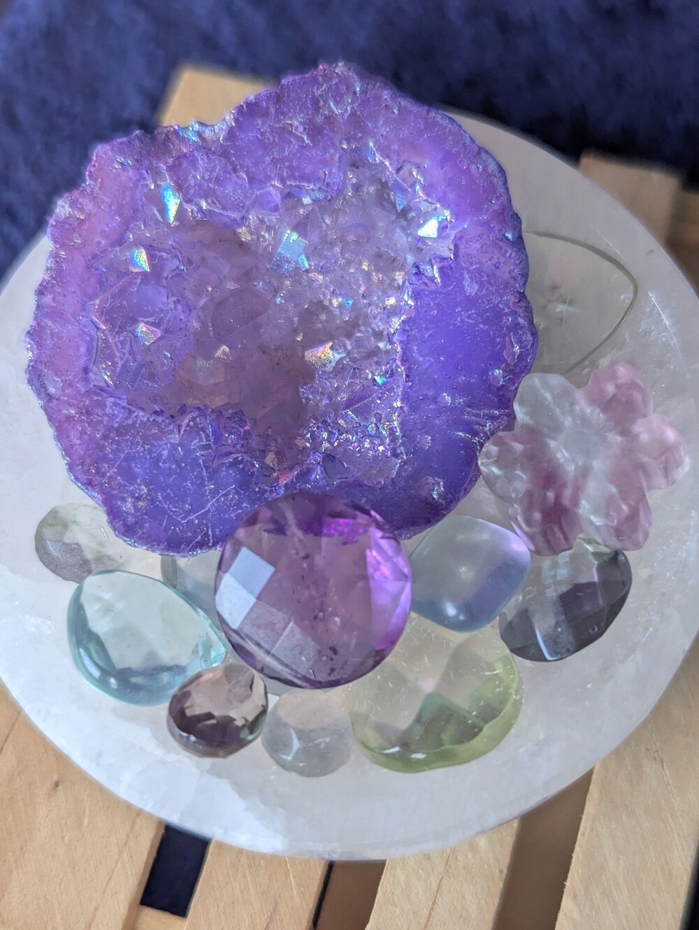 Lavender Aura Geode ☮️ Opalite Amethyst Aquamarine Fluorite Quartz Crystal Bowl - Picture 3 of 16